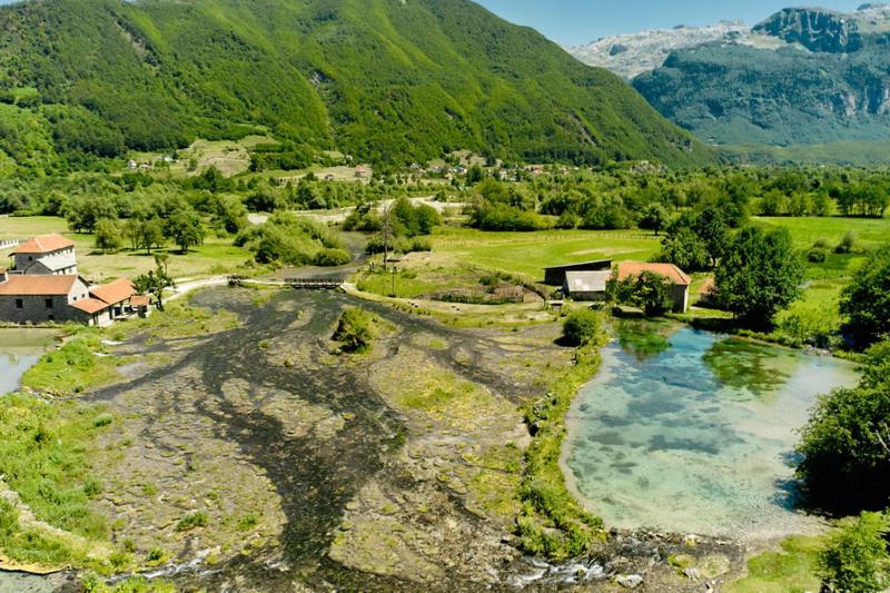 Hotel Ethno Katun Rosi Agrotourism Gusinje Exteriér fotografie