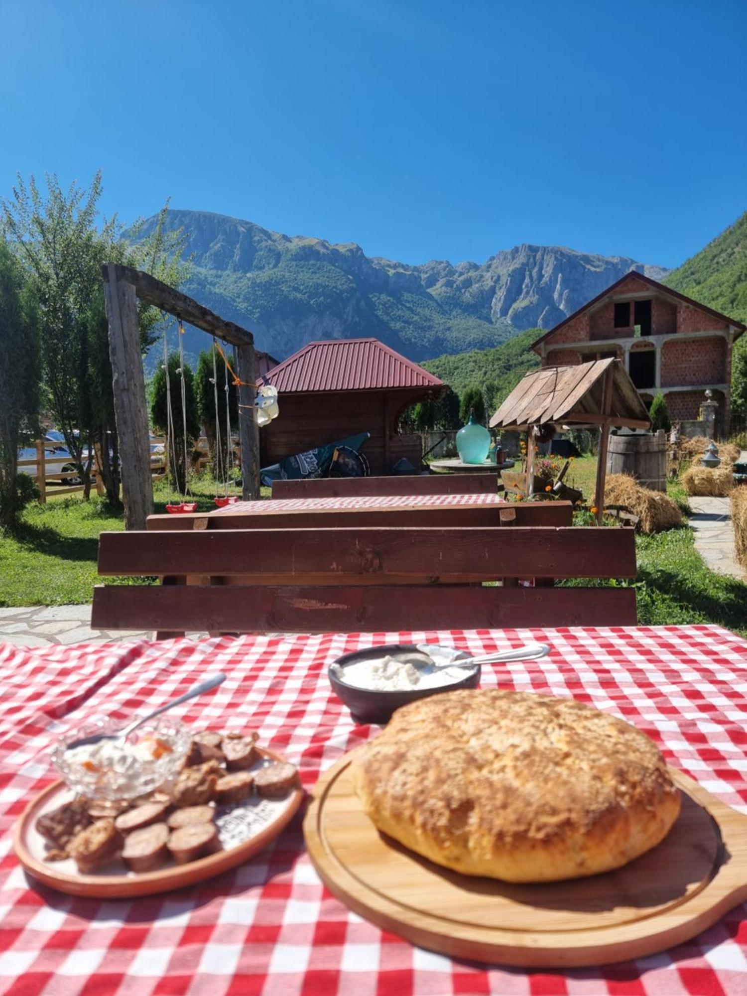 Hotel Ethno Katun Rosi Agrotourism Gusinje Exteriér fotografie